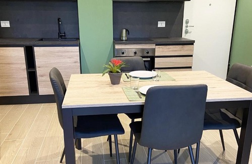 Milano Due Apartment | Casa di Laura mono e bilo di fronte Ospedale San Raffaele