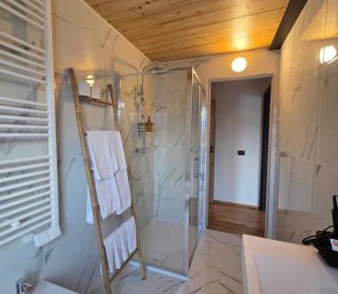 Nesso Apartment | Casa Divio Lake and Orrido View BY ODO