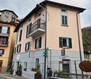 Nesso Apartment | Casa Divio Lake and Orrido View BY ODO