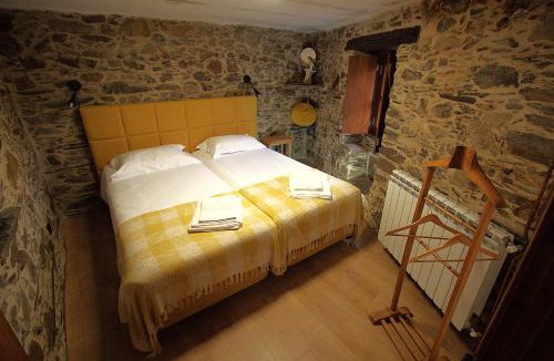Lousa House | Casa do Talasnal Montanhas de Amor