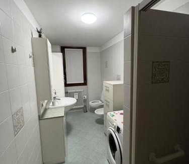 Cantu Apartment | Casa Friz - between Como and Milan, with AC and parking