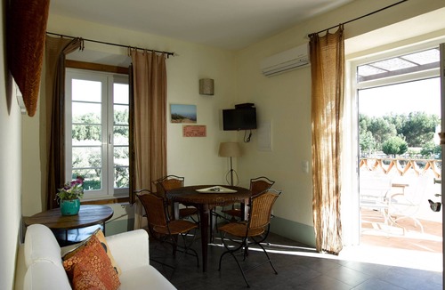 Beira Villa | CASA LUSITANEA T2, country house