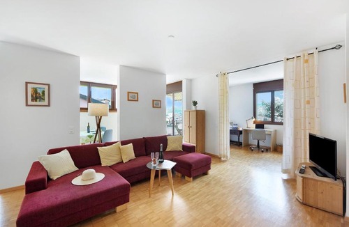 Viganello Apartment | Casa Nova Bella with free parking - Happy Rentals