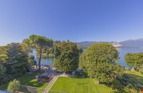 Verbania Villa | Casa Pallanza, villa directly on the lake equipped with every comfort
