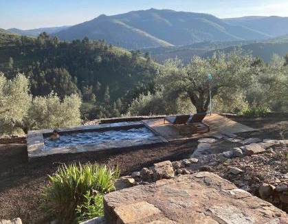 Vinhais House | Casas na montanha, Rio,vistas fantásticas e piscina