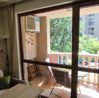 Chaika Apartment | Cascadas, Studio apartment with a pool view
