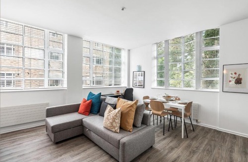The Cultural Quarter Apartment | Central Apartment Brighton