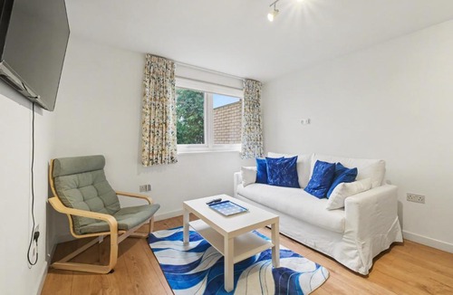 Bromley North Apartment | Central London flat 10 min to Westminster