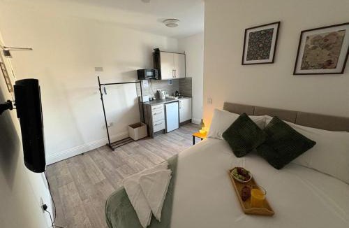 Peterborough Apartment | Central Peterborough Studio 3