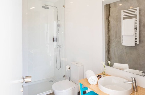 Fundao Bed & Breakfast | Cerca Design House