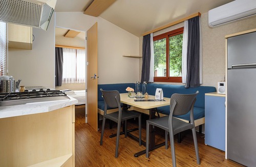 Maccagno House | Charming 2-bedroom Tiny House at the Lake in Maccagno with WiFi, AC