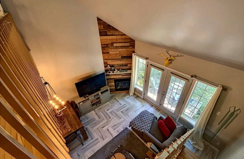 L'Anse-Saint-Jean Ski Chalet | Chalet at the foot of Mont-Édouard -ski in, ski out
