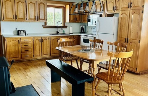 Le Haut-Saint-Francois Regional County Municipality Ski Chalet | Chalet au Bord du lac
