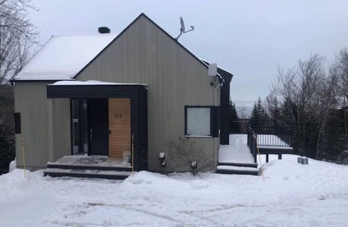 Saint-Joseph-de-la-Rive Ski Chalet | Chalet 3 chambres pour 6 personnes