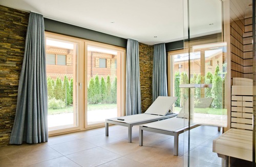 Grindelwald Ski Chalet | Chalet Rothenegg with spa area