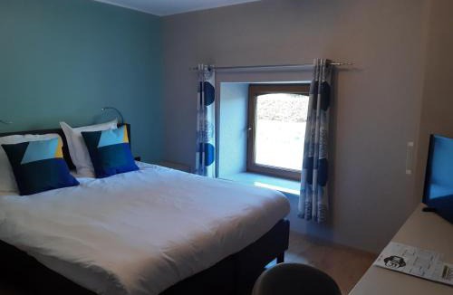 Halleux Bed & Breakfast | Chanteloup, Maison d'hôtes - Halleux