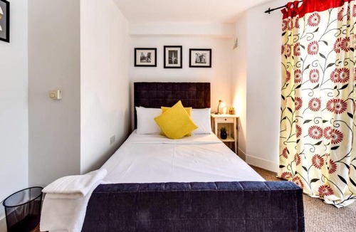 Hackney Downs Apartment | Charming 1 bed sleeps 4 in trendy Stoke Newington