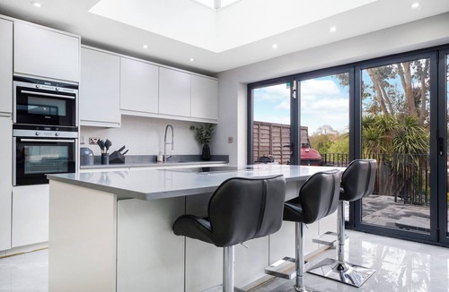 Eastcote and East Ruislip House | Charming 3-bedroom house in Pinner