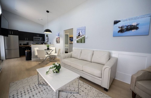 Cheticamp House | Charming Dockside Escape: Life by the Ocean