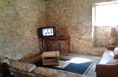 Coz House | Charming house in Alcobaça with mountain view