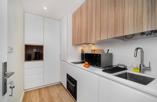 Misericordia House | Charming House in Bica Neighbourhood