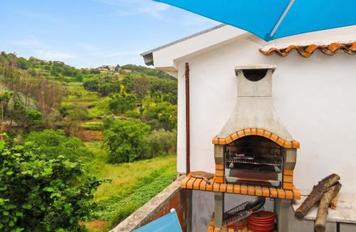 Semide House | Charming house in Miranda do Corvo + Spacious terrace