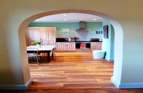 Breedon on the Hill Cottage | Charming mews cottage with modern comfort, No Deposit