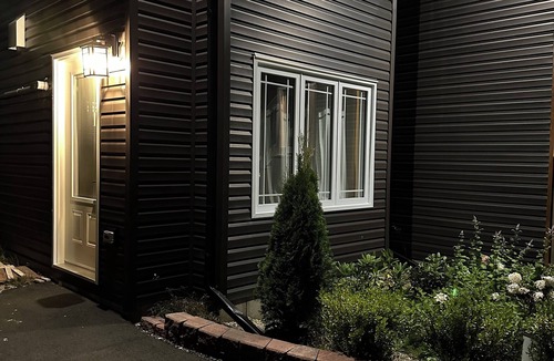 Terra Nova Apartment | Charming small studio in adorable St. John's WiFi access, 2 twin beds, full bath