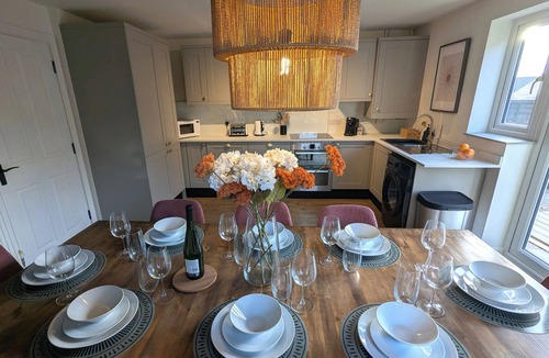 Corby House | Cherrytrees | Corby | Spacious Stylish Home | Sleeps 9 | Work & Family | Parking