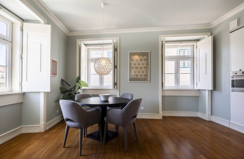 Encarnacao Apartment | Chiado Camões - Lisbon Best Apartments