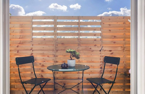 Kensal Green Apartment | Chic 2Bed w/Balcony - Kensal Rise