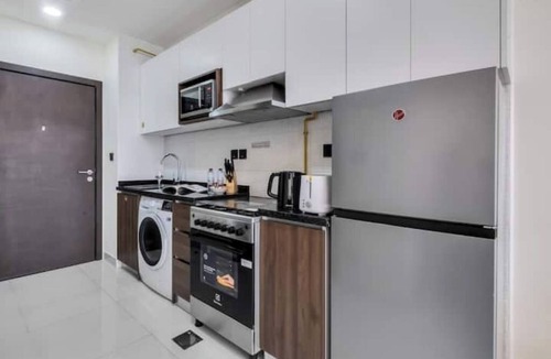Al Barsha 1 Apartment | Chic Modern Studio with Balcony in Arjan – Perfect Family Retreat