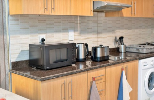 Al Barsha Apartment | Chic Studio Stay with Gym, Pool, and Kitchenette