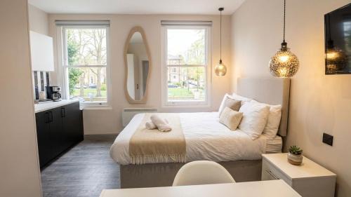 Clapton Apartment | Clapton Station Luxury Studios near Central London