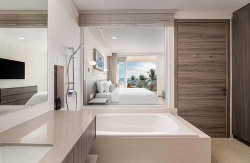 Barrio Los Villalobos Hotel | Claritas Beach Bar & Resort, Worldhotels Elite