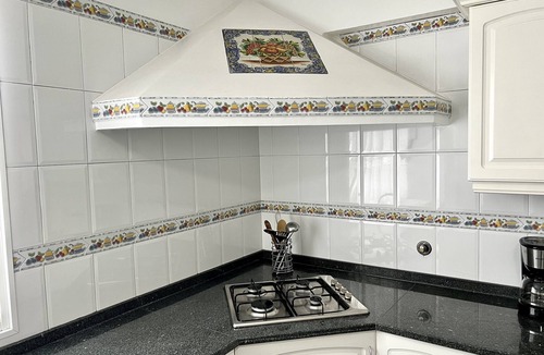 Sao Pedro Villa | Classic Tranquil Madeiran 4-Bedroom Villa Funchal