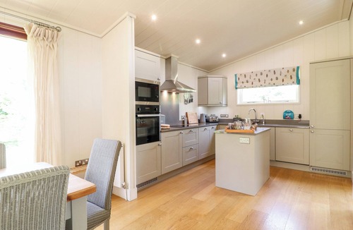 Exton Cottage | CLIPSHAM, pet friendly, with open fire in Exton, Rutland