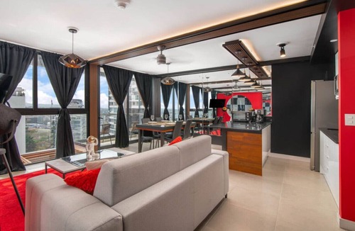 Rohrmoser Apartment | Cloud Nine Penthouse - Urban Bliss