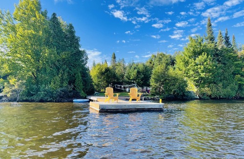 Perry Cottage | Coby’s Cove - Four Season Cottage Huntsville Muskoka Waterfront