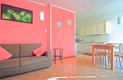 Vercana Apartment | Collina Mela Holiday Apartment with Pool