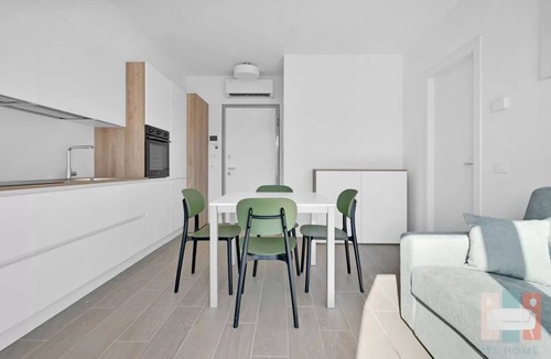 Greco Apartment | [COM44] Historic Milan: Bright Apartment
