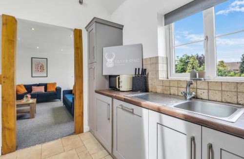 Newbold Coleorton Apartment | Comfortable 3-Bed Dormer Bungalow Family & Business Friendly