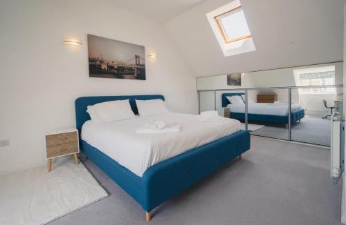 Woodford Halse House | Comfortable 3 Bedroom Home w Garden and Parking