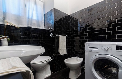 Turro Apartment | Comfortable and functional studio above the metro for long stay in Milan