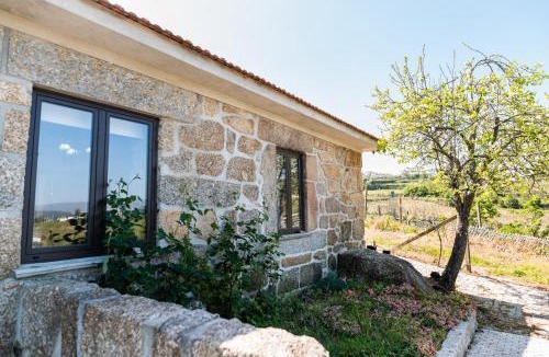 Castelo de Paiva House | Comfortable house in Fornos with shared pool