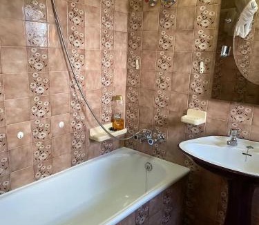 Macedo de Cavaleiros Villa | Comfortable Villa with Private Pool in Bragança
