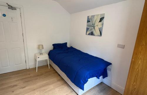 Derby House | Comfortable Single Rooms Near Derby City Centre