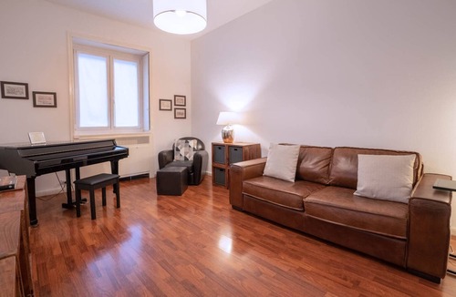 Citta Bassa Apartment | Comfortable tastefully furnished apartment in a strategic position