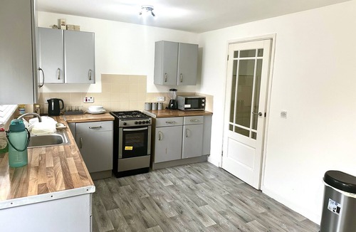 Newark upon Trent House | Comfy Room in Nottingham