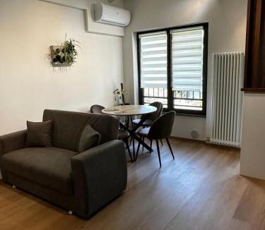 Lipomo Apartment | Como's Hill Apartments - Foresta